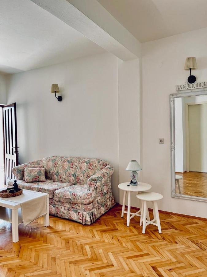 Apartments Jabuka Tribunj  Exterior photo